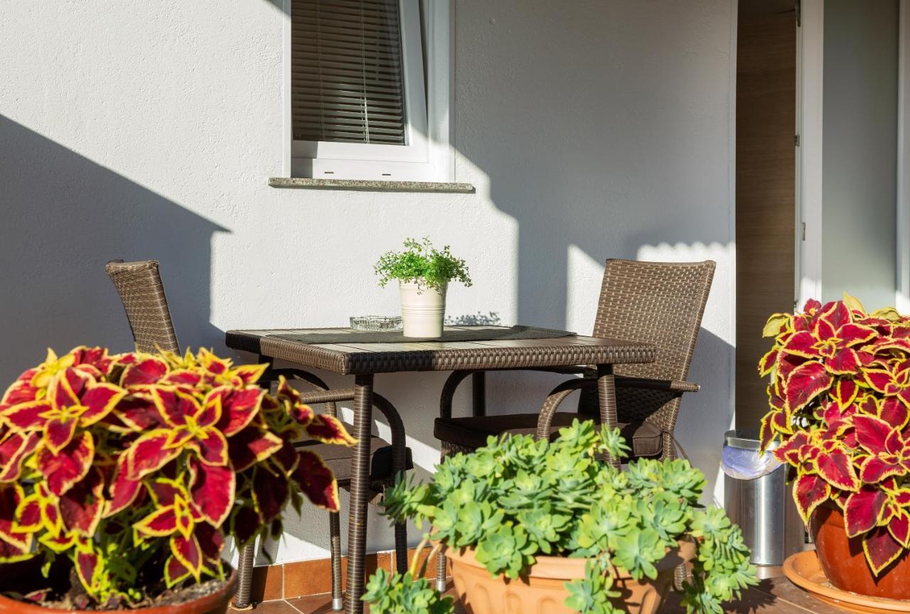 רוביני Apartments Elita מראה חיצוני תמונה