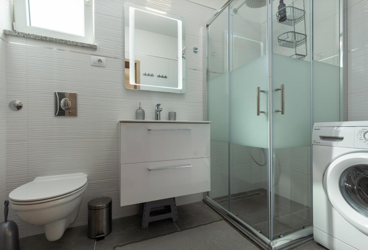 רוביני Apartments Elita מראה חיצוני תמונה